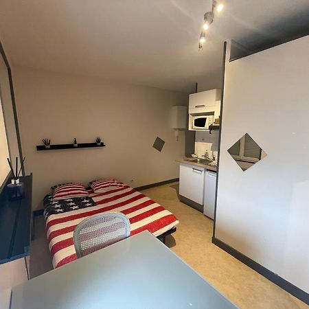 Studio Agreable Et Lumineux Niort Exterior foto